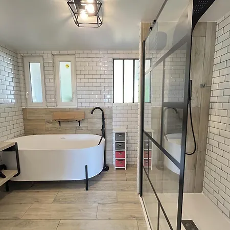Entre Pins Et Oliviers - Maison A La Milesse - 6P * La Milesse