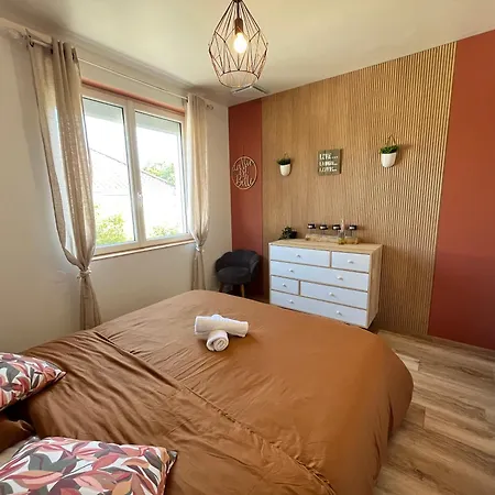 Entre Pins Et Oliviers - Maison A La Milesse - 6P