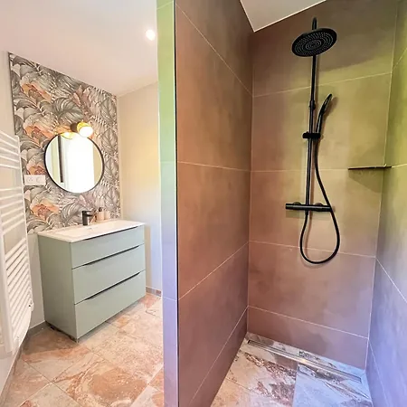 Entre Pins Et Oliviers - Maison A La Milesse - 6P *